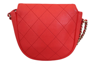 CHANEL Matelasse chain shoulder bag (202501025)