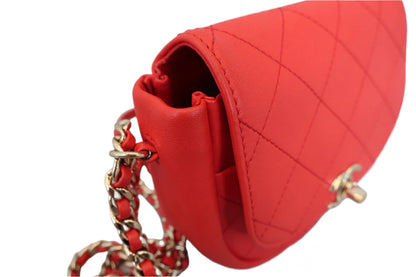 CHANEL Matelasse chain shoulder bag (202501025)